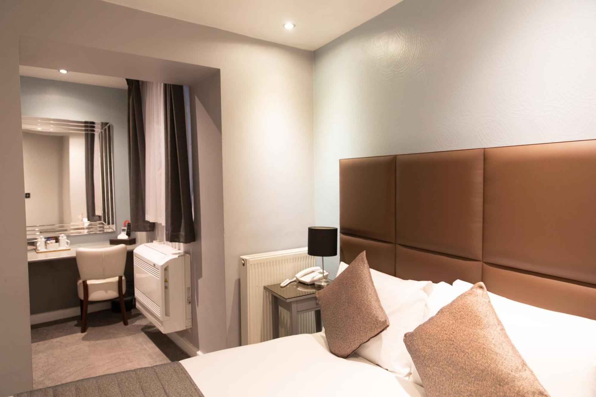Duke Of Leinster Hotel London Exterior photo