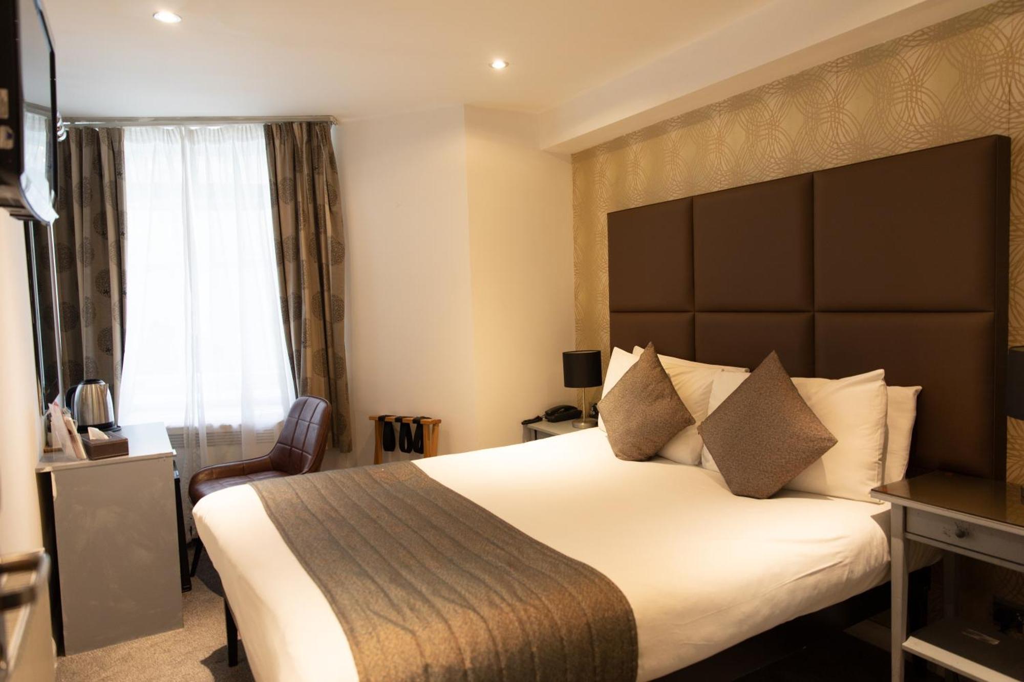 Duke Of Leinster Hotel London Exterior photo
